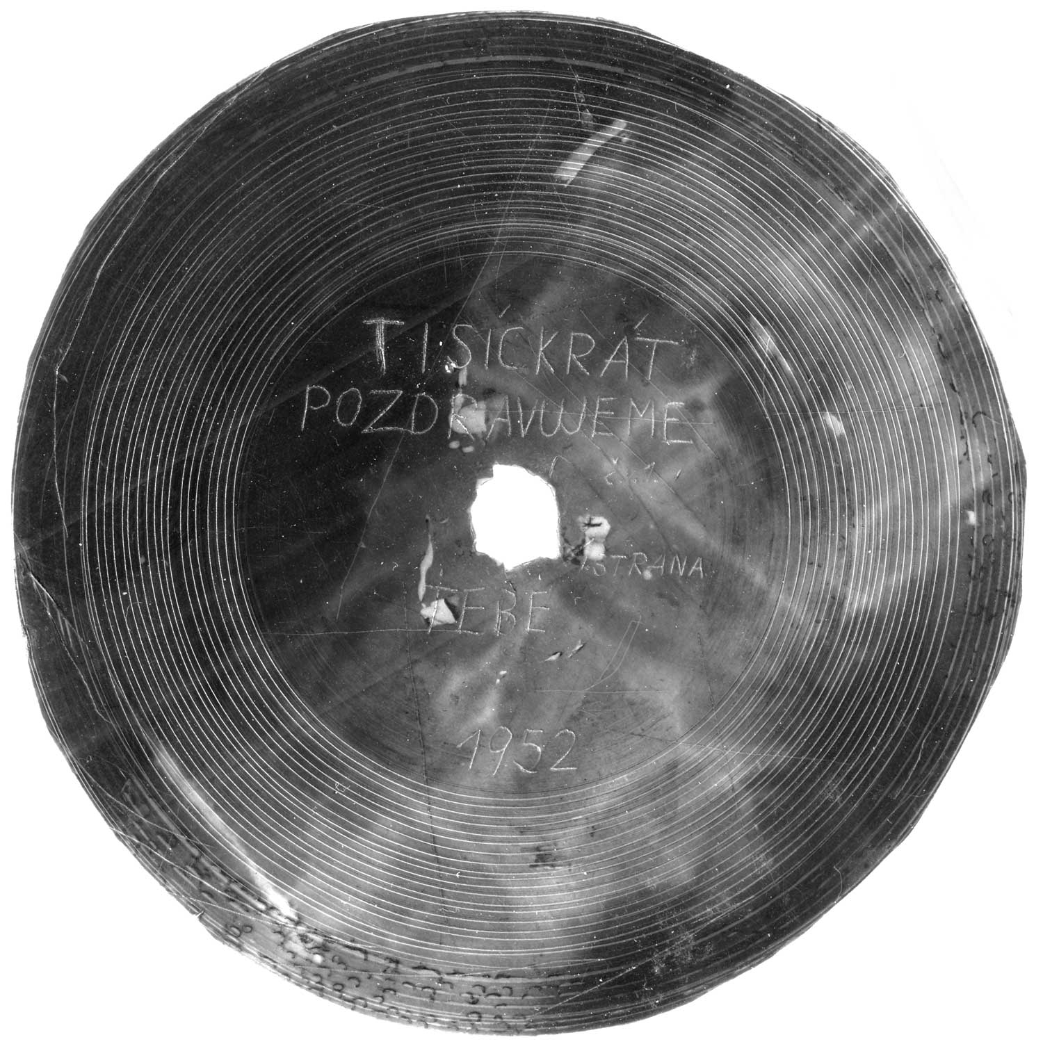 obr-1-rentgenova-gramofonova-deska